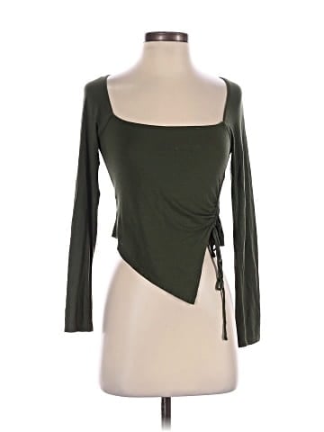 Urban Outfitters 3/4 Sleeve T-Shirt (view 1)