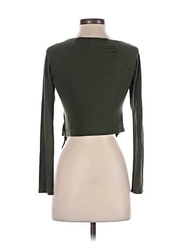 Urban Outfitters 3/4 Sleeve T-Shirt (view 2)