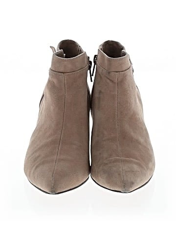 Bella Vita Ankle Boots (view 2)