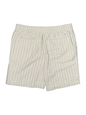 Guess Khaki Shorts (view 2)