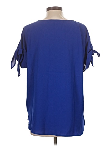 Doe & Rae Short Sleeve Blouse (view 2)