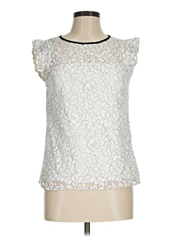 F&F Clothing Sleeveless T-Shirt (view 1)