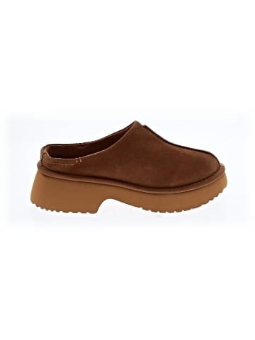 Project Cloud Mule/Clog (view 1)