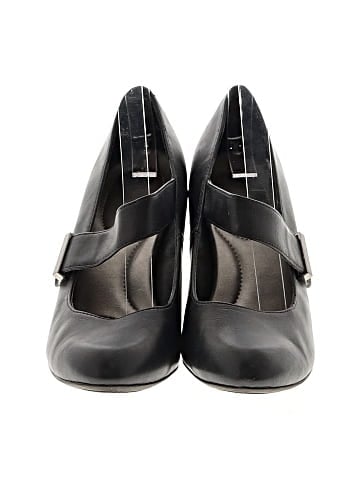 Kelly & Katie Heels (view 2)