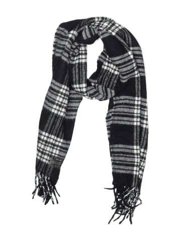 Betmar Scarf (view 1)