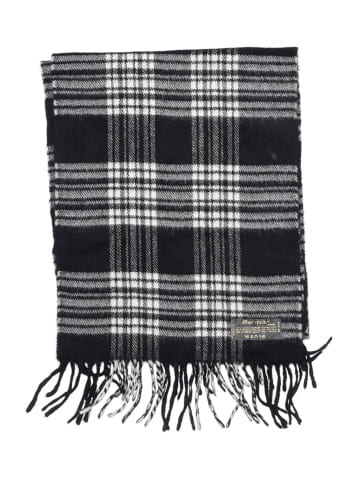 Betmar Scarf (view 2)