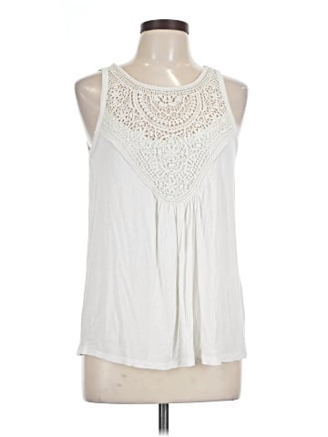 Maurices Sleeveless T-Shirt (view 1)