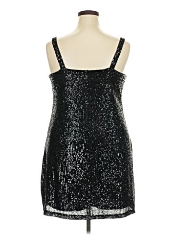 Eyeshadow Cocktail Dress (view 2)