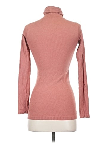 Lululemon Athletica Long Sleeve Top (view 2)