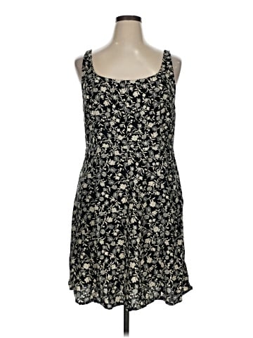 Old Navy Casual Dress (view 1)