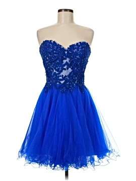 Used Prom Dresses On Sale Up To 90% Off | ThredUp