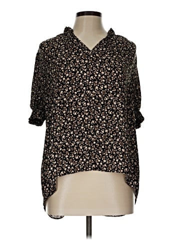 Everleigh 3/4 Sleeve Blouse (view 1)