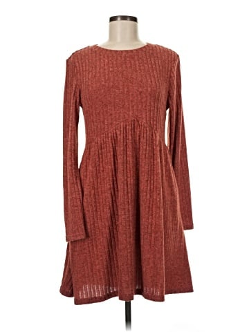 Ofeefan Casual Dress (view 1)
