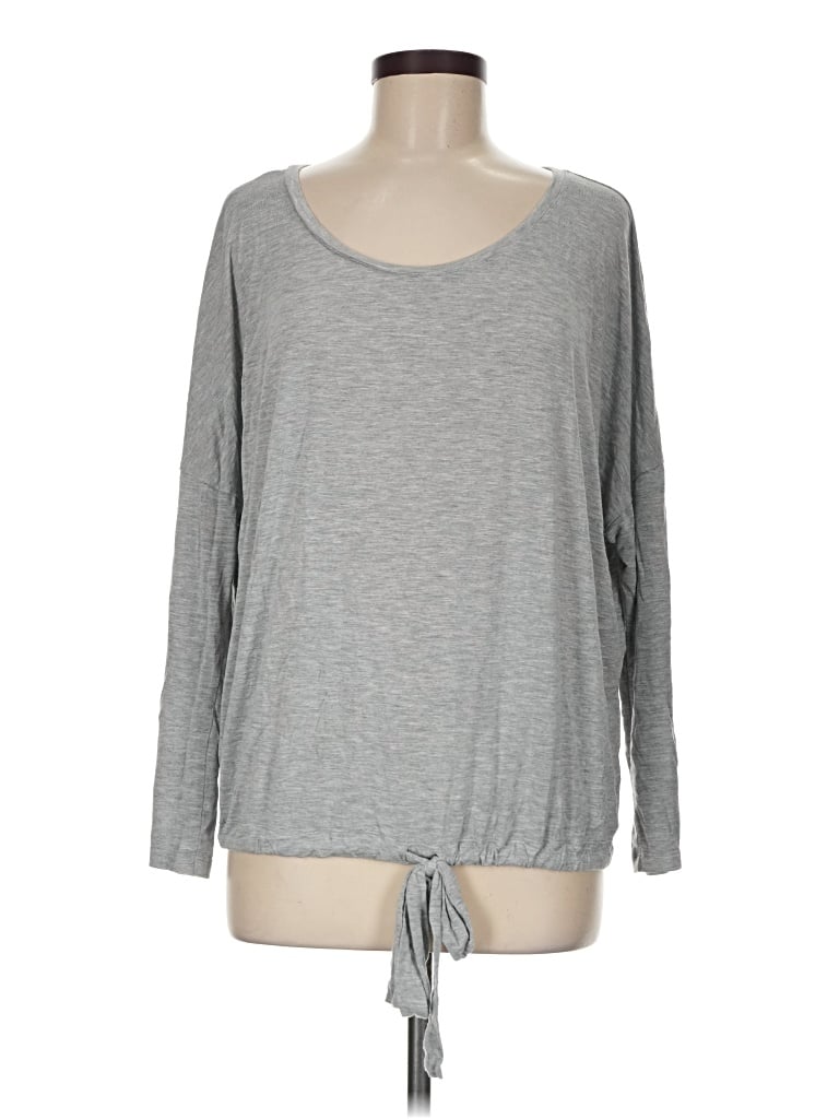 Pre-owned Quince Long Sleeve T-shirt In Gray