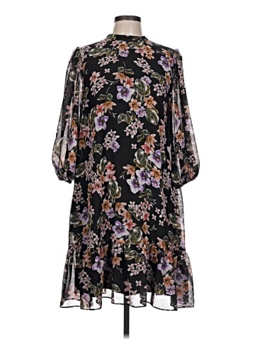 Julia Jordan Casual Dress (view 1)