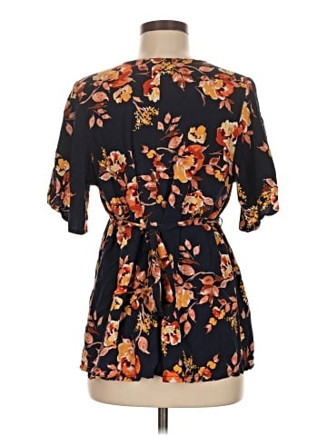 Isabel Maternity Short Sleeve Blouse (view 2)
