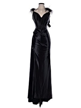Premium Formal Dresses: New & Used On Sale Up To 90% Off | ThredUp Premium Formal Dresses: New & Used On Sale Up To 90% Off | ThredUp