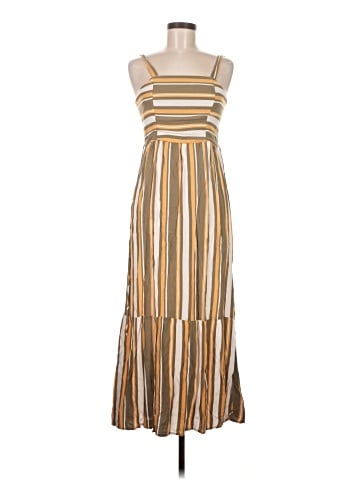 Xhilaration Casual Dress (view 1)