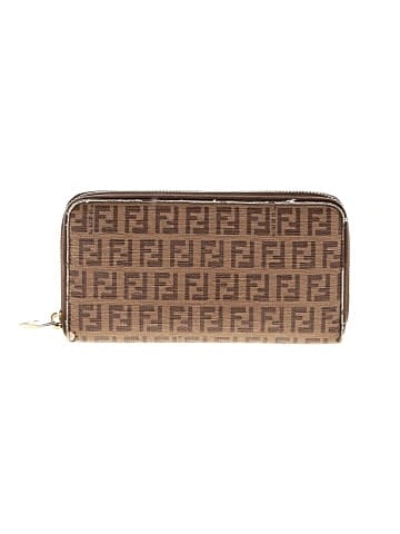 Fendi Wallet (view 1)