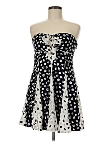 Maeve Cocktail Dress (view 1)