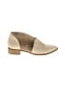 Universal Standard Ivory Flats Size 8 - photo 1