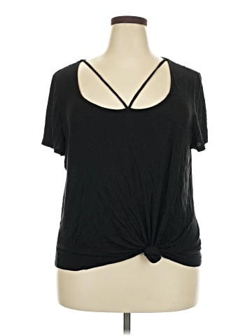 Charlotte Russe Short Sleeve Top (view 1)