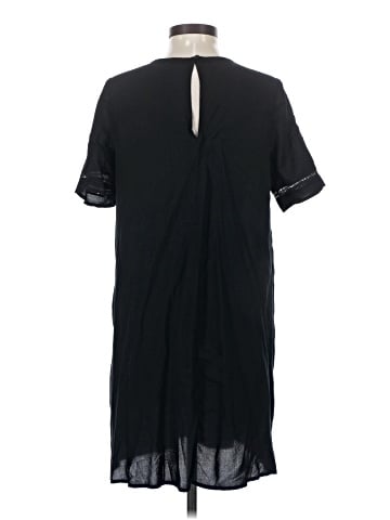 Old Navy Casual Dress (view 2)