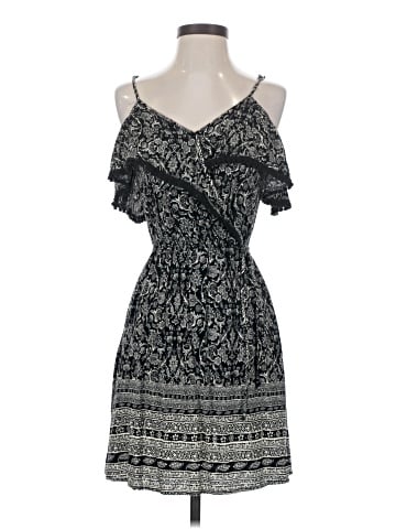 Xhilaration Casual Dress (view 1)