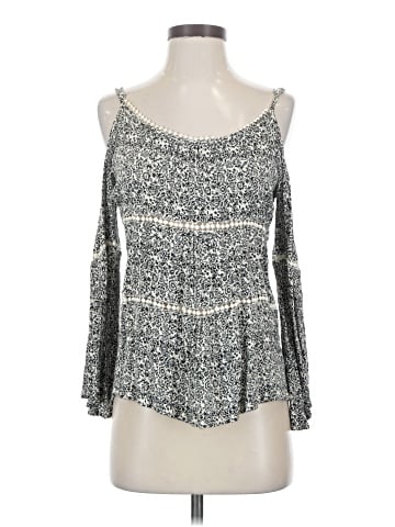 Maurices 3/4 Sleeve T-Shirt (view 1)