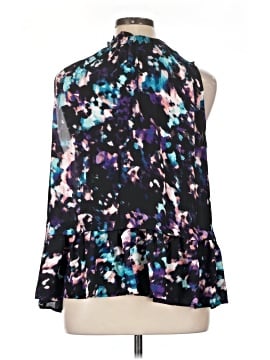 Boutique + Sleeveless Blouse (view 2)