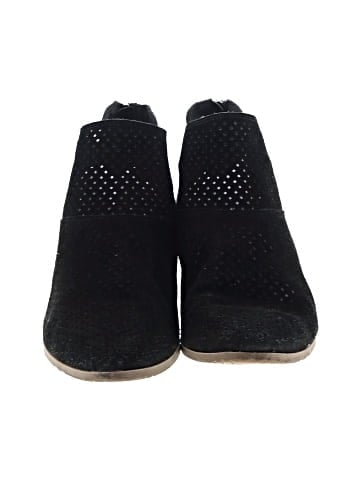 Kenneth Cole REACTION Ankle Boots (view 2)
