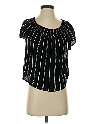 Xhilaration Short Sleeve Blouse (view 1)