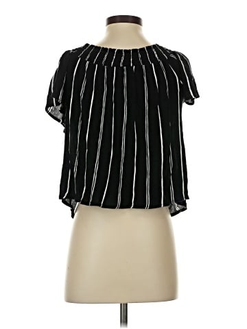 Xhilaration Short Sleeve Blouse (view 2)