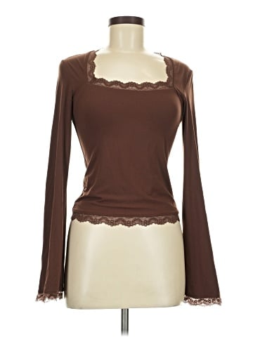 REORIA Long Sleeve Top (view 1)