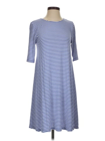 Old Navy Casual Dress (view 1)