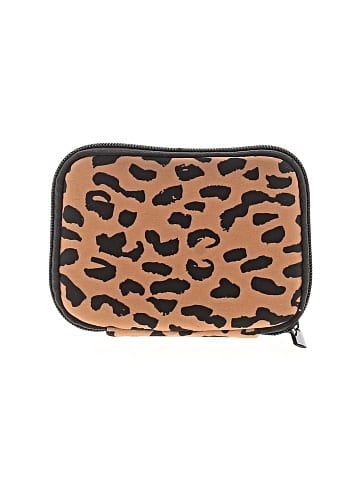 Unbranded Card Holder  (view 2)