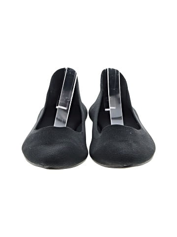 Mia Flats (view 2)
