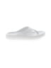 Project Cloud White Flip Flops Size 7 - photo 1