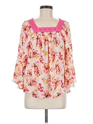 The Pioneer Woman 3/4 Sleeve Blouse (view 1)