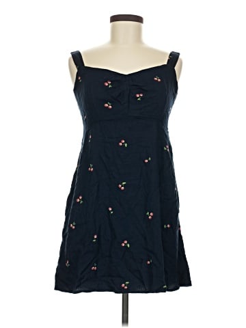 Old Navy Casual Dress (view 1)