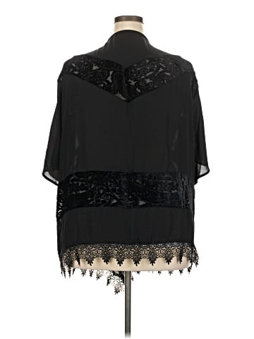 Signature Studio Kimono (view 2)