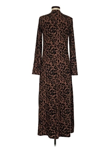 Old Navy Casual Dress (view 2)