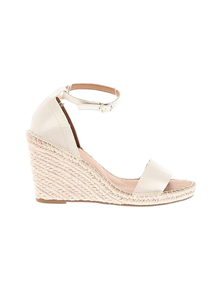 Pre-owned Forever 21 Wedges In Ivory