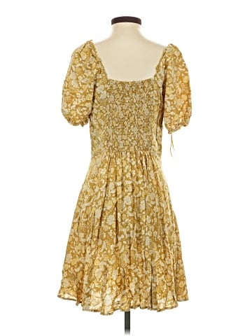 Old Navy Casual Dress (view 2)