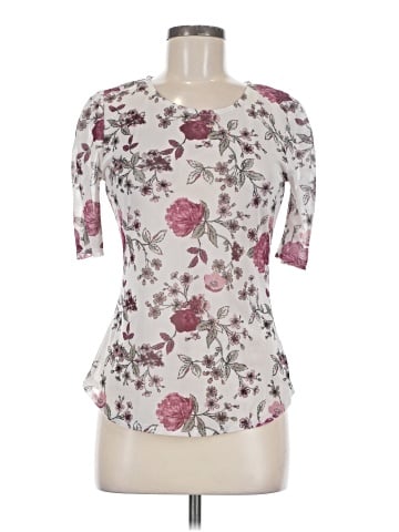 No Boundaries 3/4 Sleeve Top (view 1)