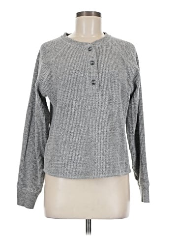 Old Navy Pullover Sweater (view 1)