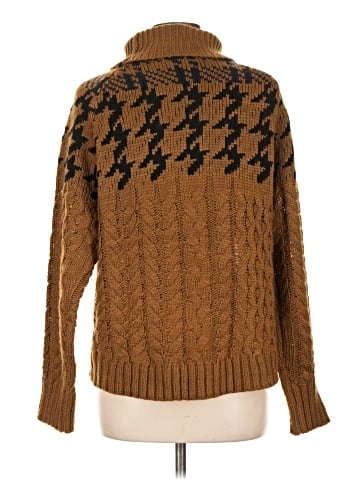 John & Jenn Pullover Sweater (view 2)
