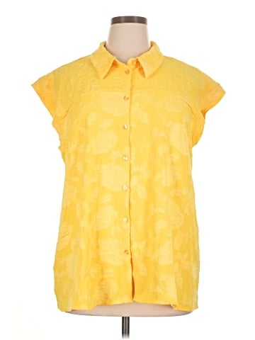 Victoria's Secret Sleeveless Button-Down Shirt (view 1)