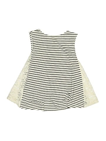 Pippa & Julie Sleeveless T-Shirt (view 2)