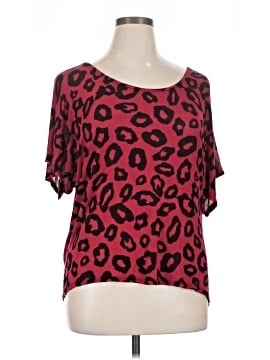 Julie's Closet Short Sleeve T-Shirt (view 1)
